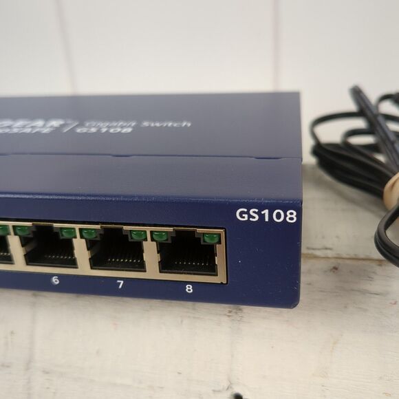 NETGEAR ProSAFE 8-Port Gigabit Ethernet Switch GS108v4 w/ Power Supply - Picture 4 of 10